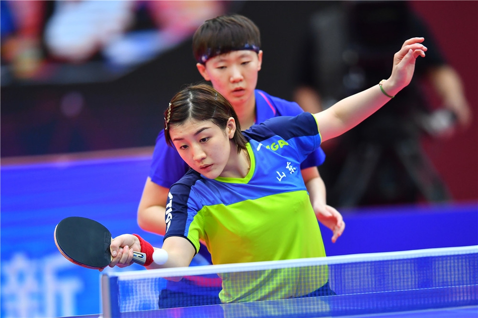 全锦赛陈梦/王曼昱获女双冠军