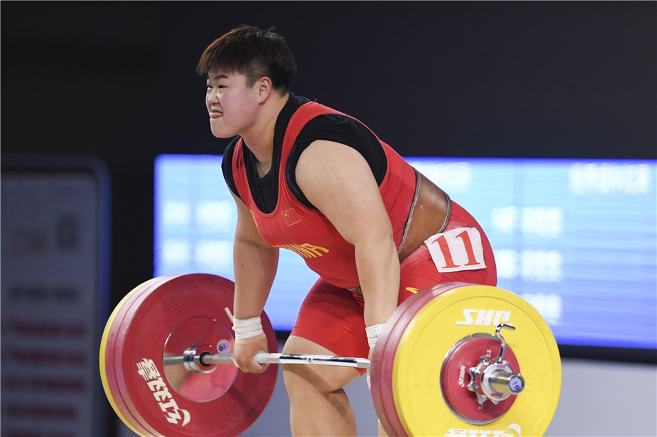 全国女子举重锦标赛 李雯雯挺举超世界纪录