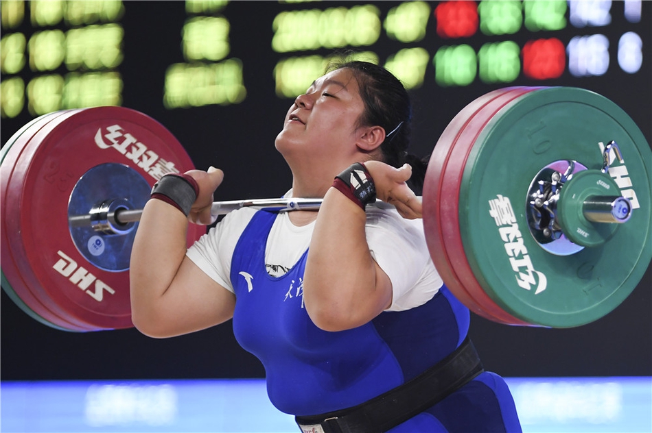 全国女子举重锦标赛 李雯雯挺举超世界纪录