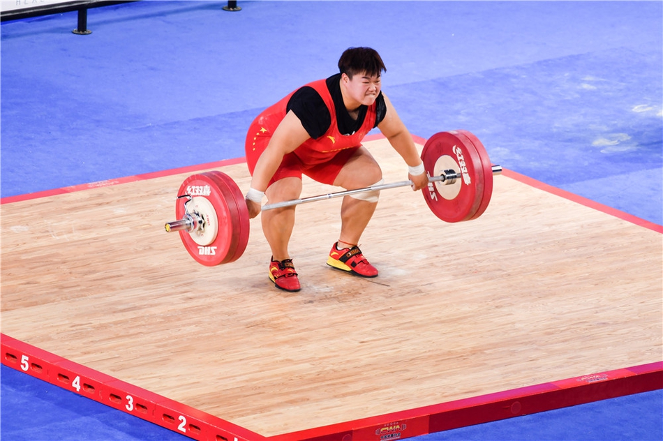全国女子举重锦标赛 李雯雯挺举超世界纪录