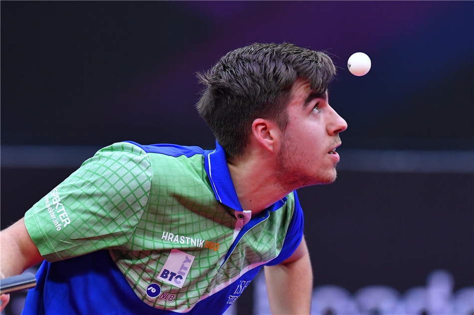 男乒世界杯马龙晋级八强