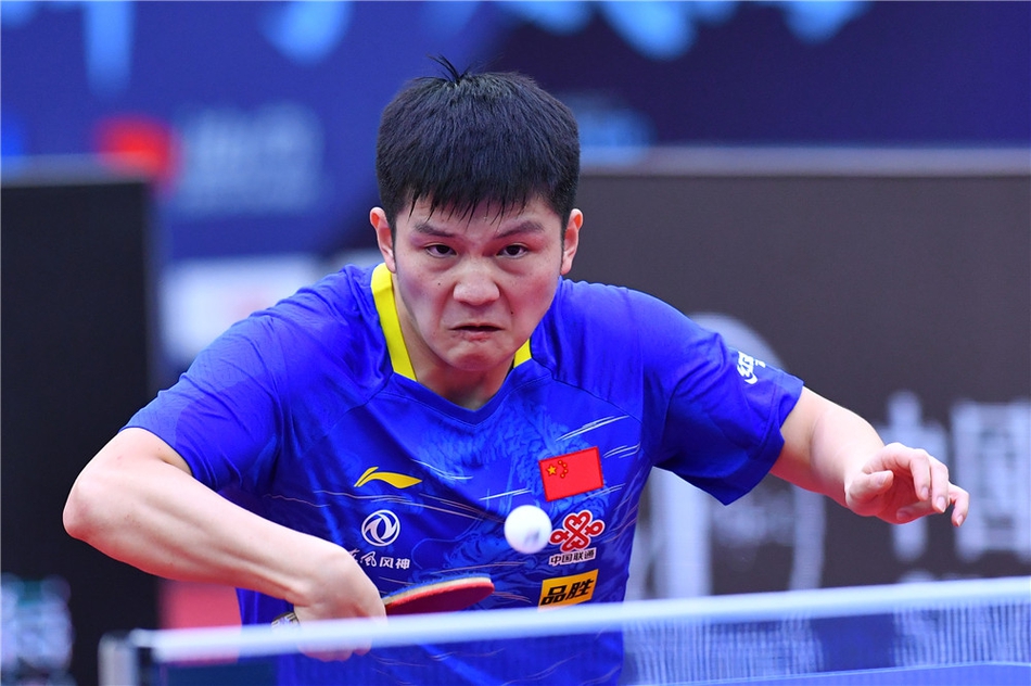 男乒世界杯樊振东4-0庄智渊 晋级八强