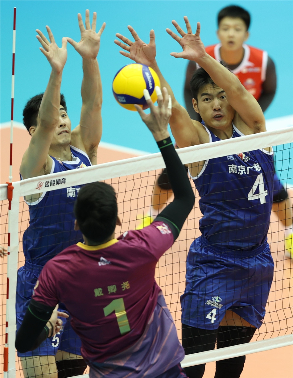 男排超级联赛：上海3-1江苏