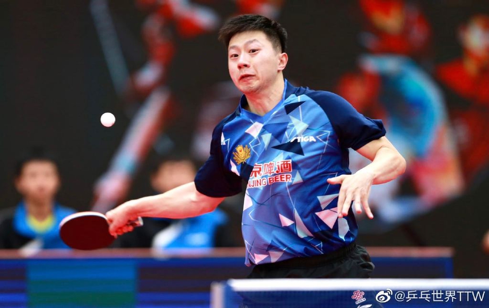 乒乓球全锦赛半决赛精彩瞬间