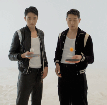 打破次元壁！许昕许魏洲同框