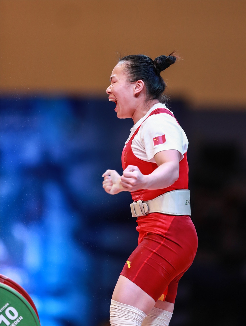 举重世锦赛蒋惠花49公斤级夺冠