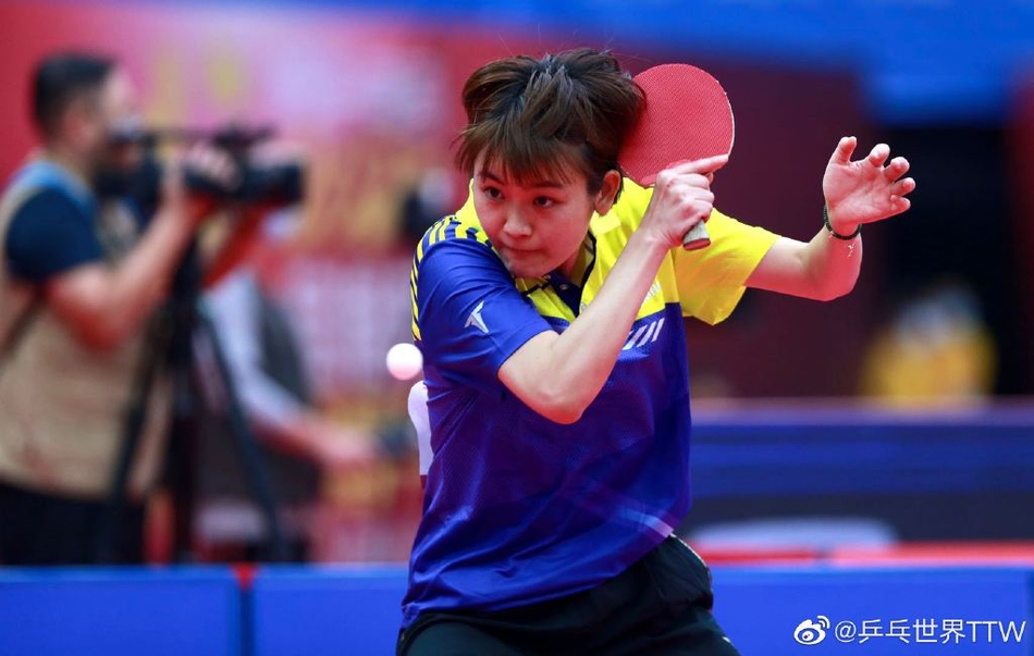 乒乓球全锦赛半决赛精彩瞬间