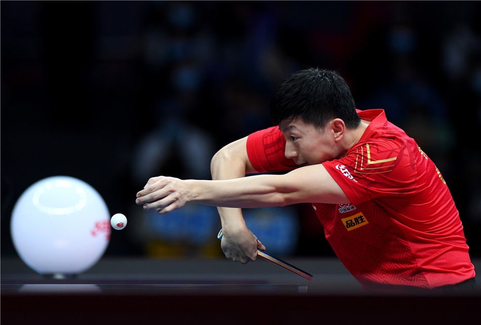 总决赛马龙胜许昕晋级决赛