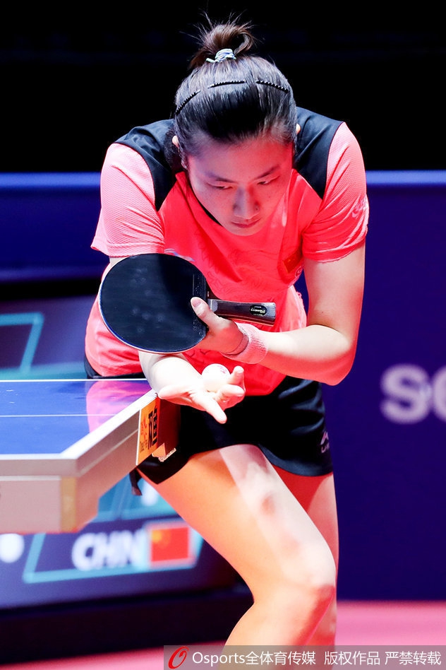 乒联总决赛丁宁4-0胜郑怡静