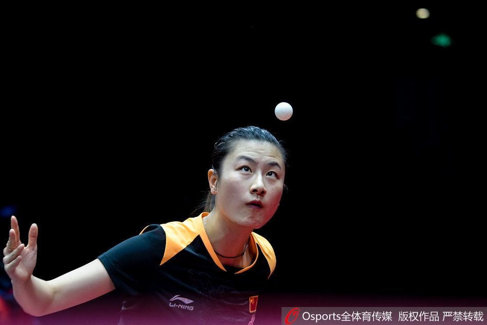 女乒世界杯丁宁4-0朱雨玲夺冠