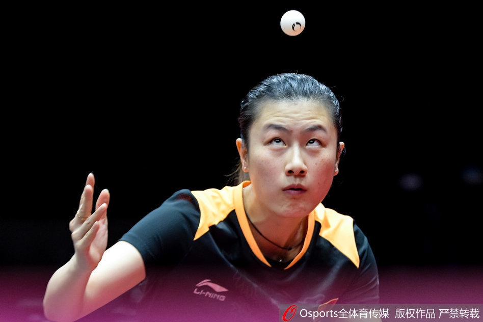 女乒世界杯丁宁4-0朱雨玲夺冠