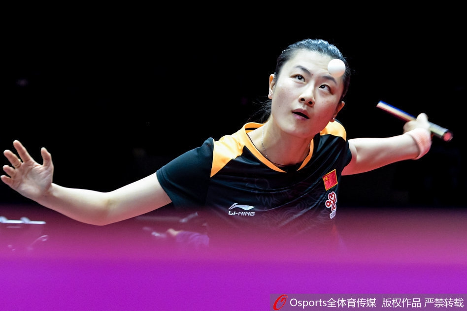 女乒世界杯丁宁4-0朱雨玲夺冠