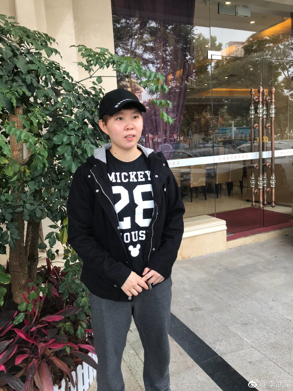 马龙领衔国乒出征亚洲杯