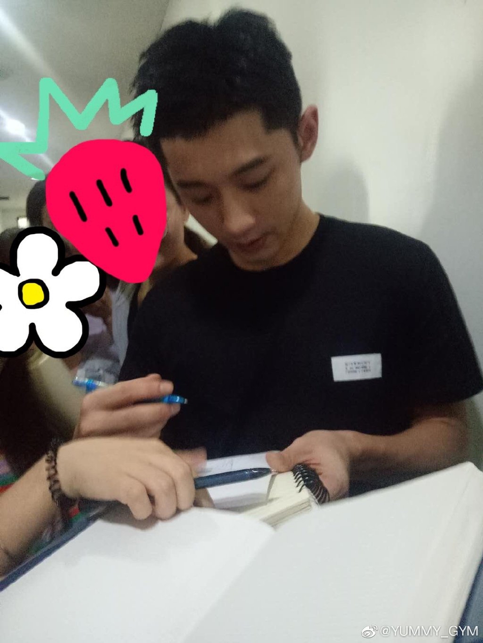 张继科答辩引学妹追捧