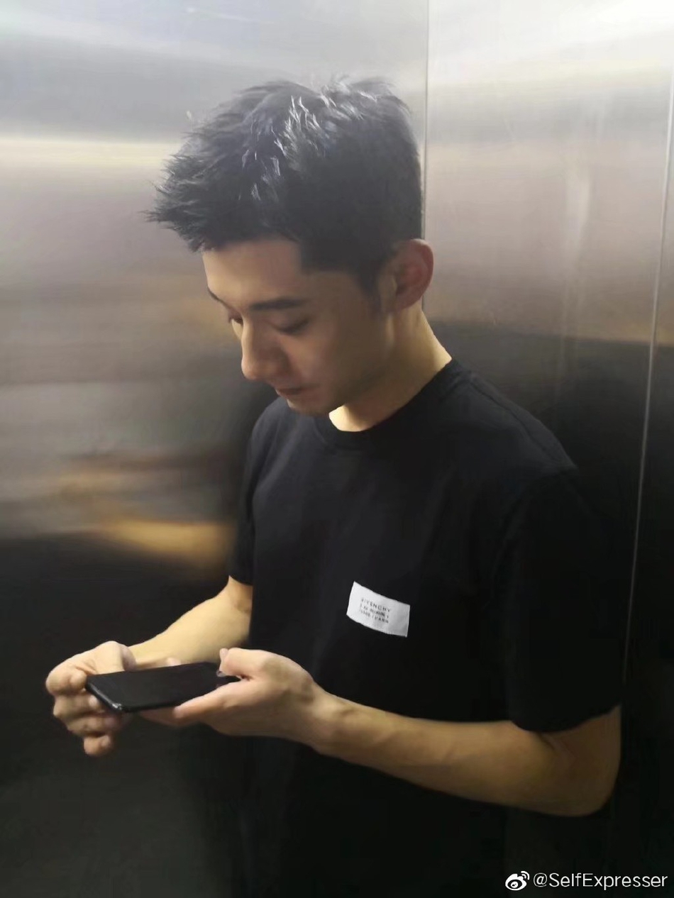 张继科答辩引学妹追捧