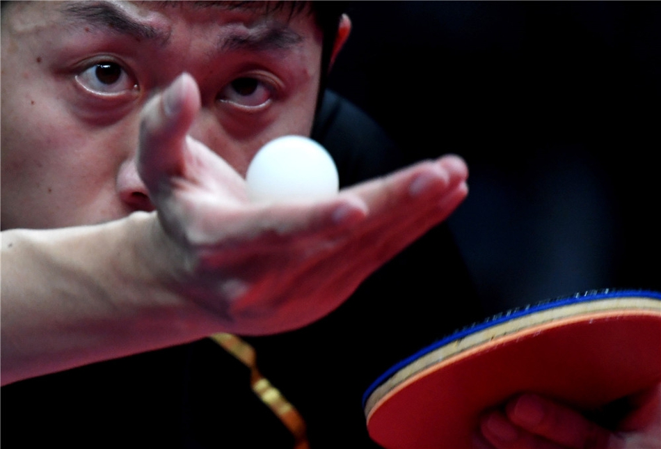 总决赛马龙胜许昕晋级决赛