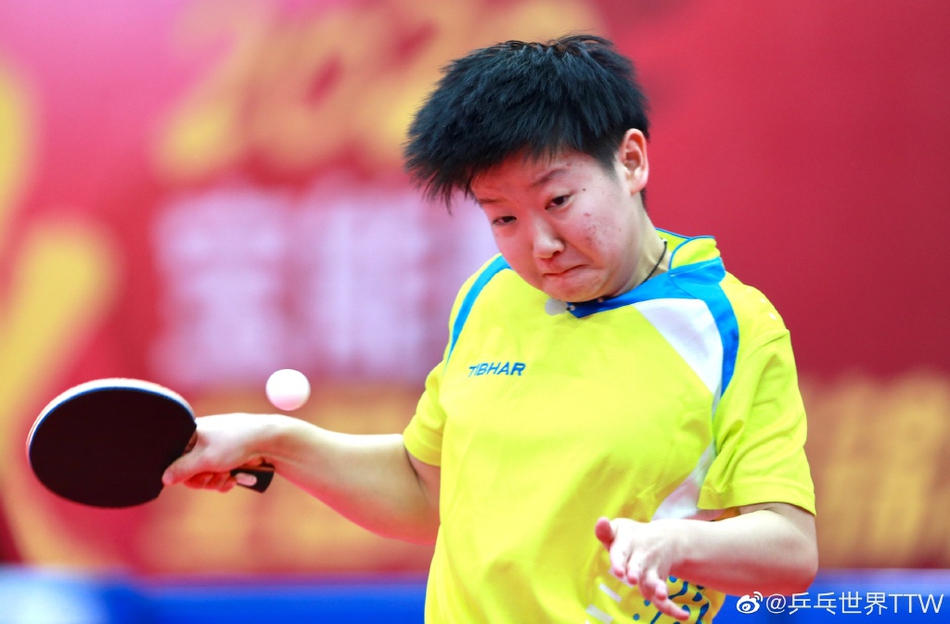 乒乓球全锦赛半决赛精彩瞬间