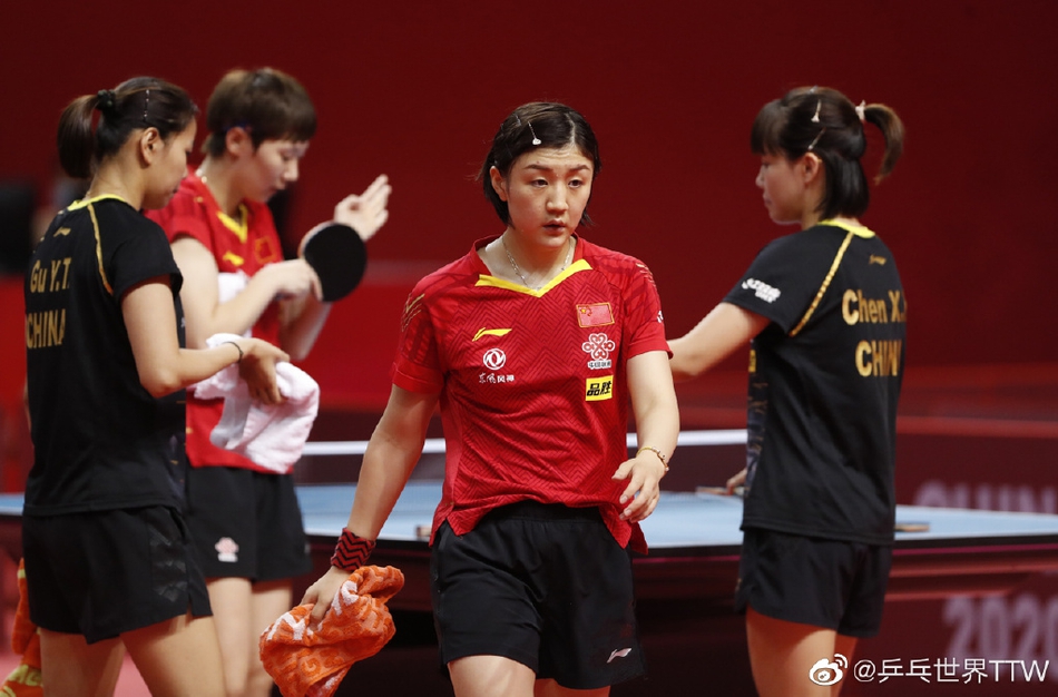 模拟赛陈梦孙颖莎王曼昱女团夺冠