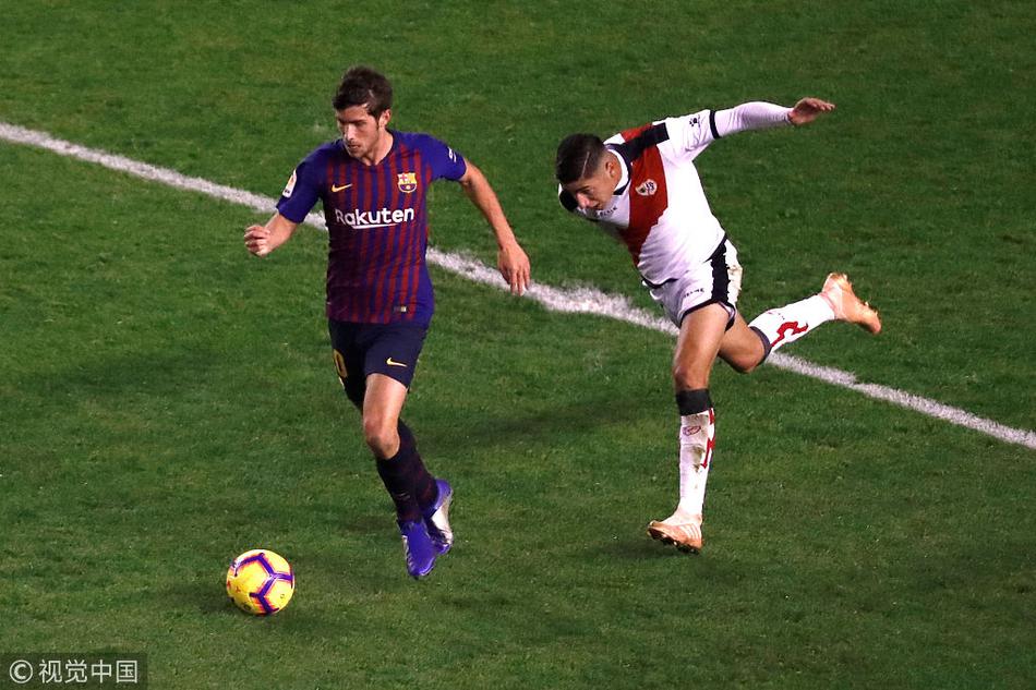 [西甲]巴列卡诺2-3巴萨