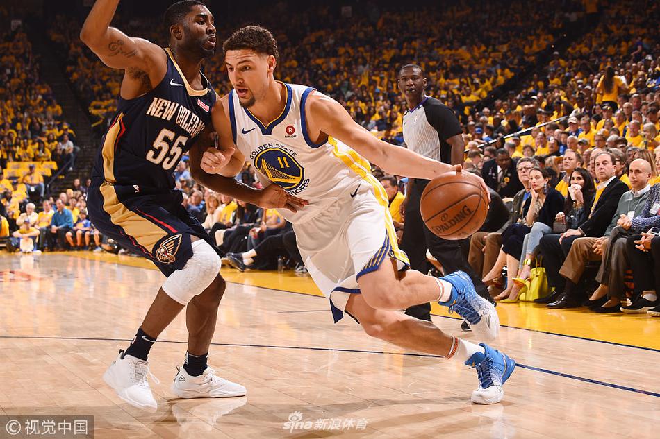 汤普森带球突破