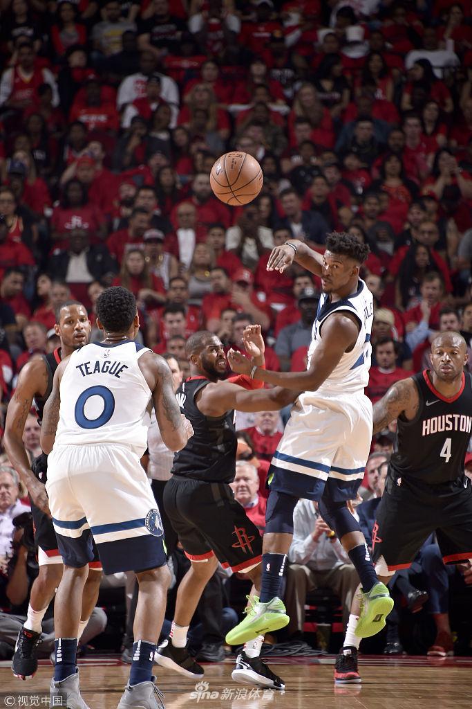 巴特勒传球给蒂格