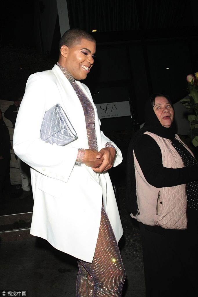 魔术师儿子EJ欢度生日趴