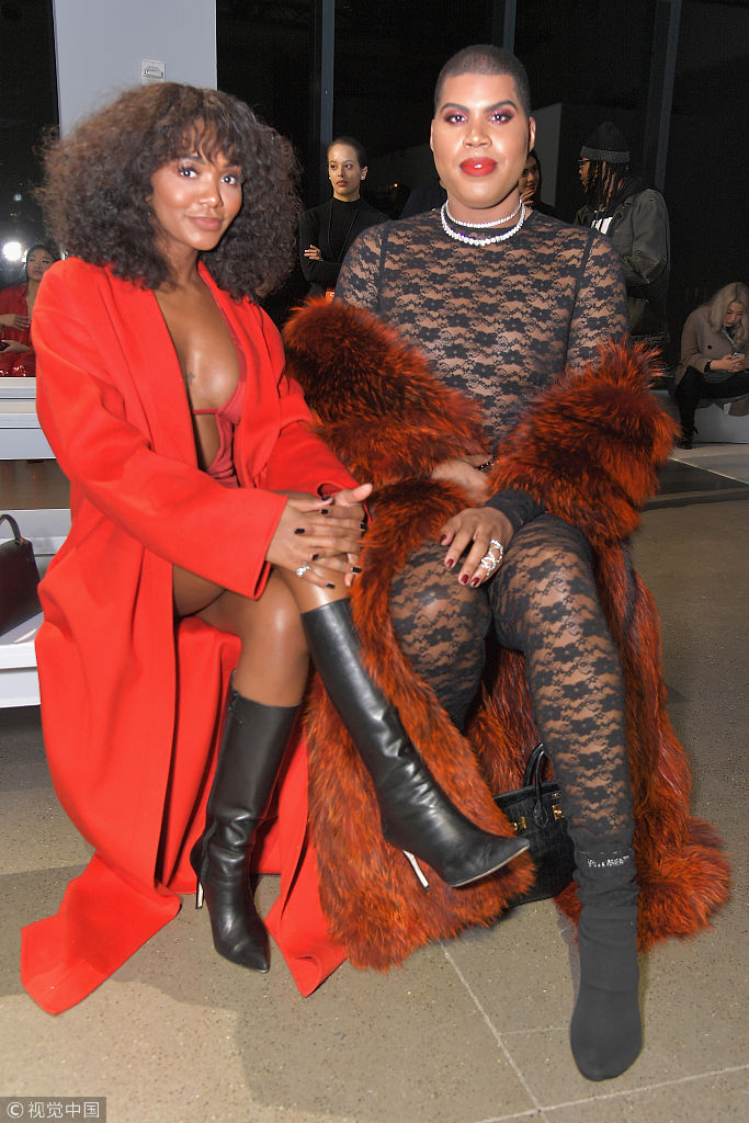 “魔术师”爱子EJ出席活动