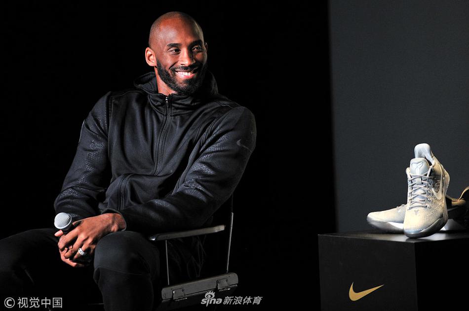 不惑之年！科比40岁商业娱乐双丰收