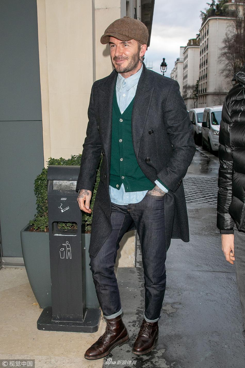 贝克汉姆穿绿马甲变潮爷