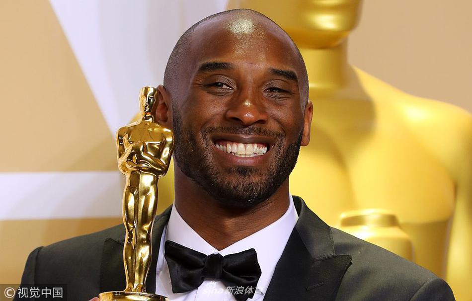 不惑之年！科比40岁商业娱乐双丰收