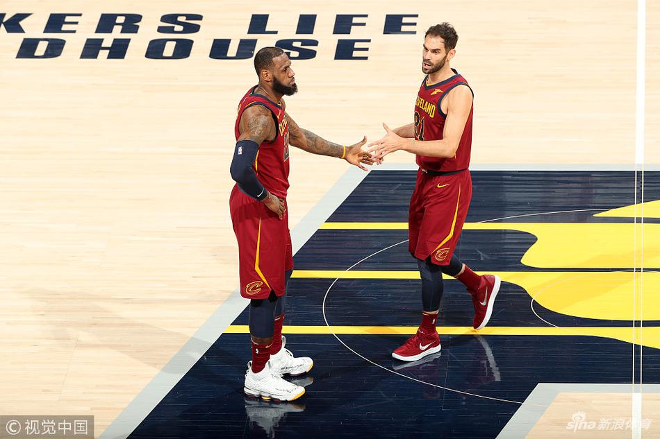 詹姆斯与卡尔德隆