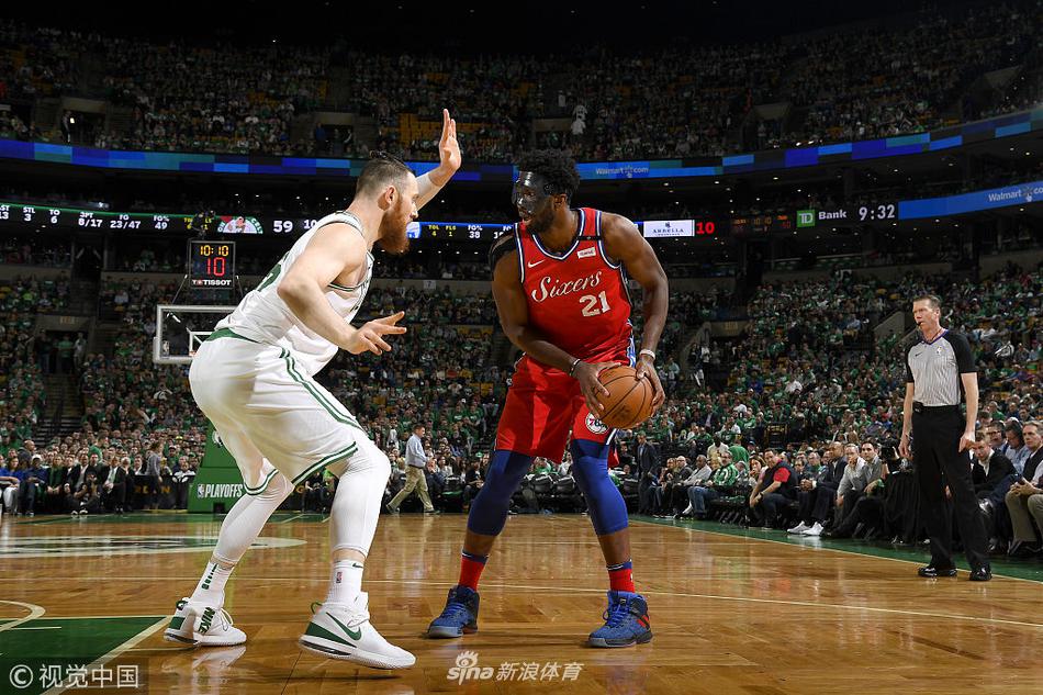 恩比德持球单打