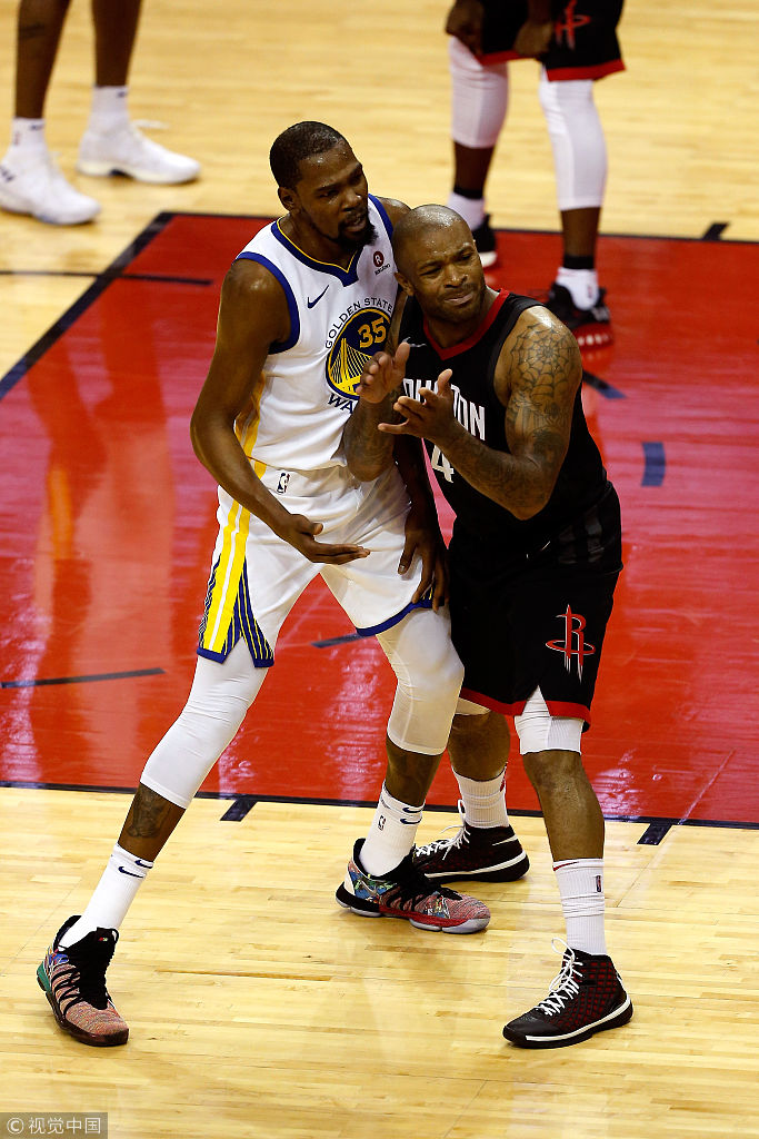 杜兰特对位塔克