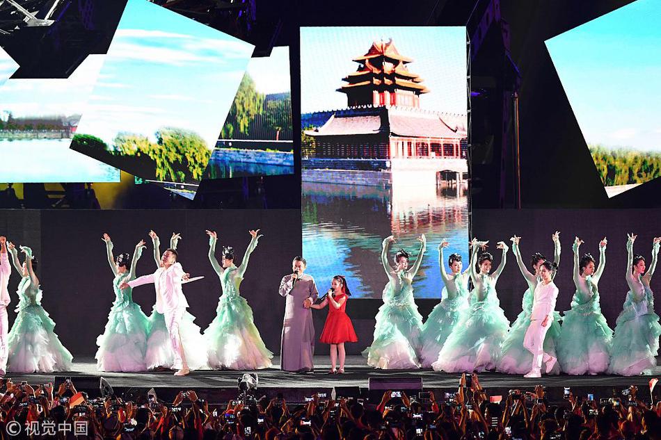 杭州八分钟孙杨马云易烊千玺同台亮相