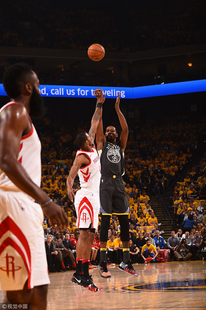 杜兰特三分出手