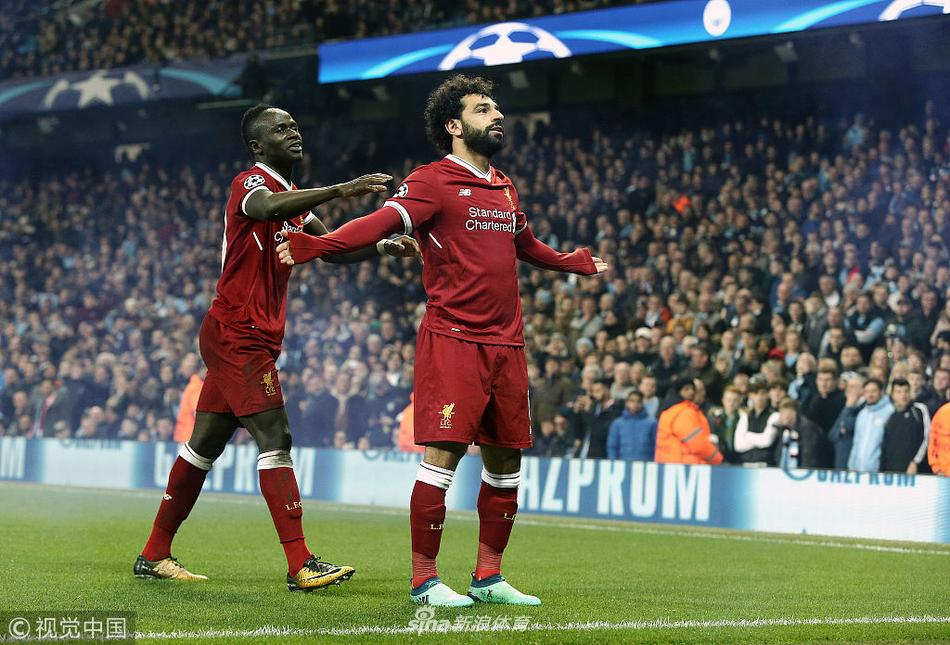 萨拉赫庆祝破门