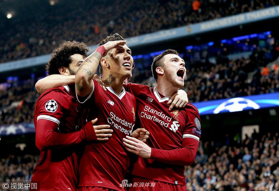 利物浦庆祝破门