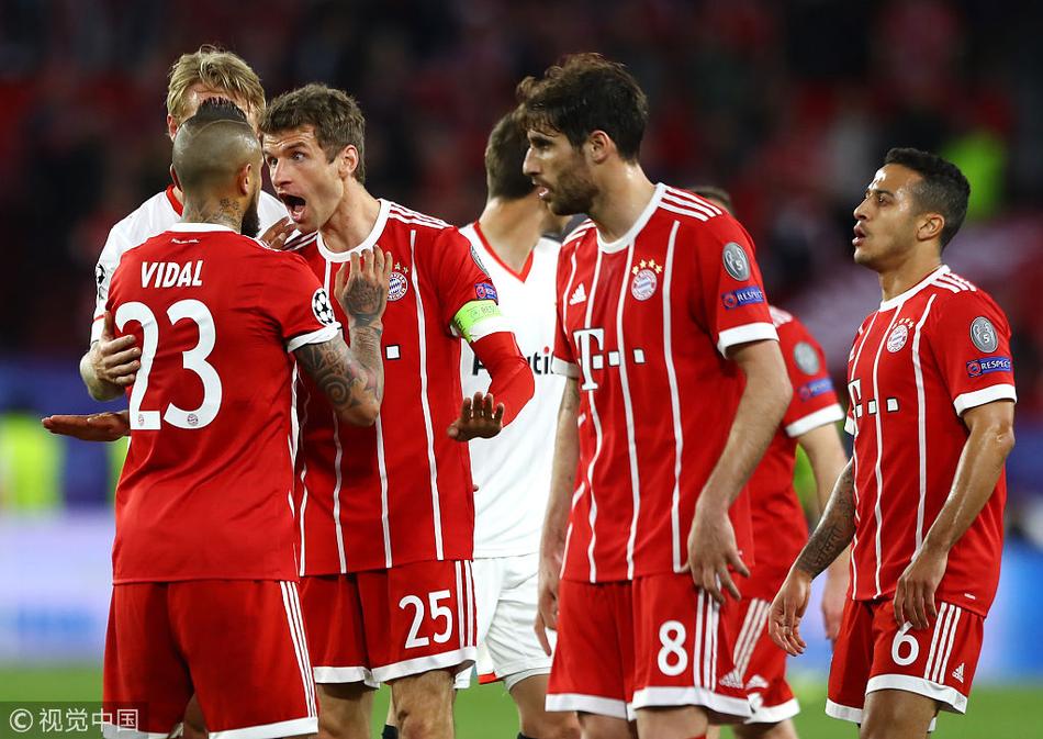 穆勒与比达尔交流