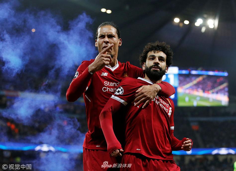 萨拉赫庆祝破门