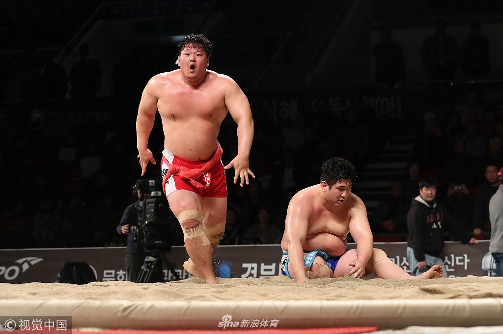 韩朝民俗摔跤共同入选非遗