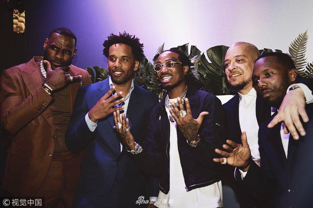 詹姆斯经纪人账下球员聚会 詹皇浓眉合体