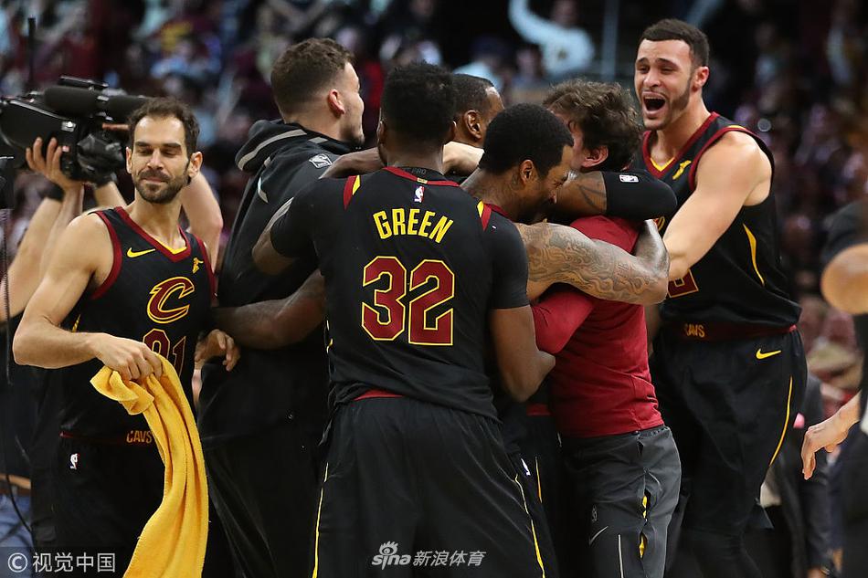 骑士队友都疯了