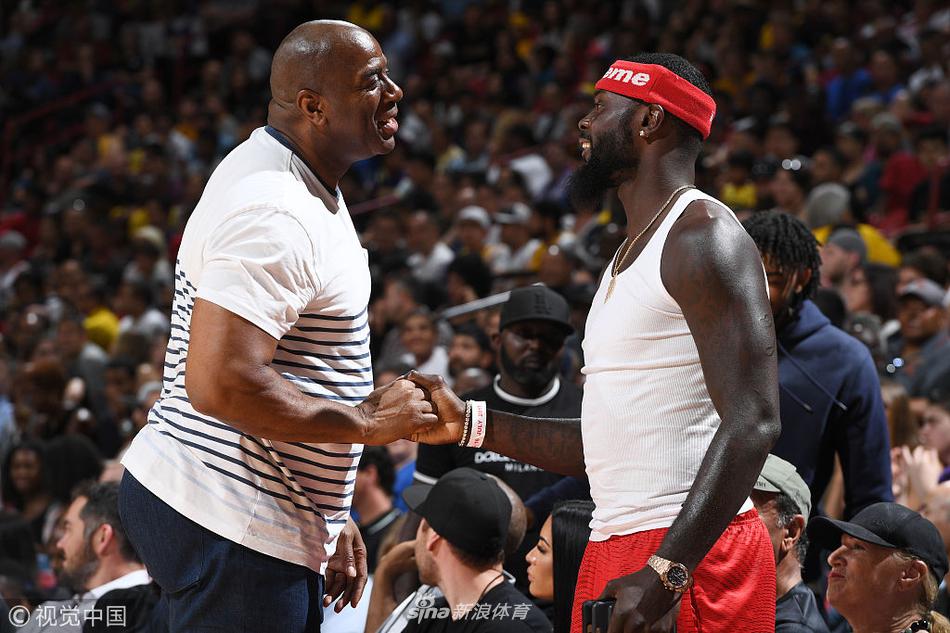 魔术师约翰逊与新援史蒂芬森