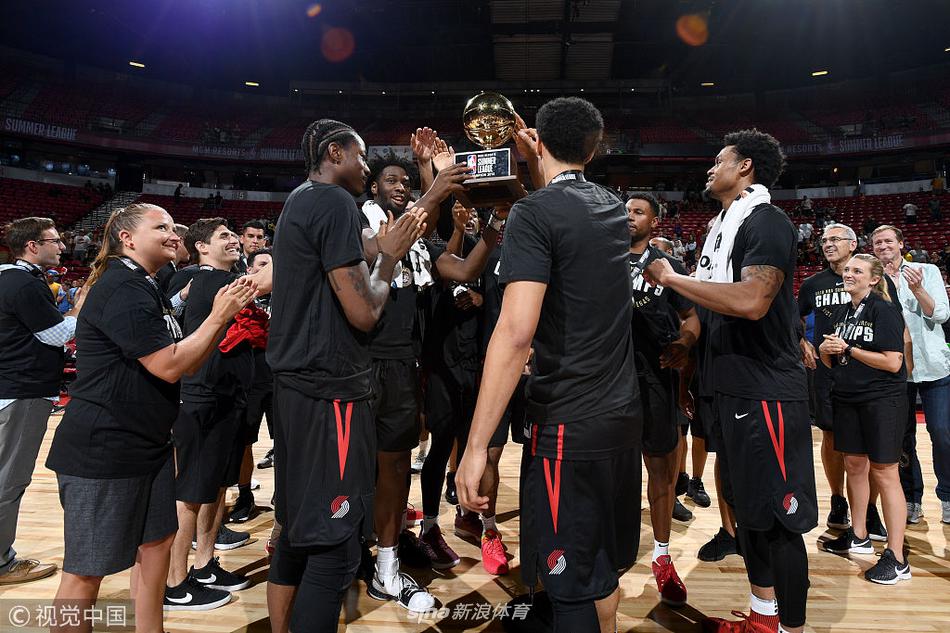 夏季联赛开拓者获得冠军