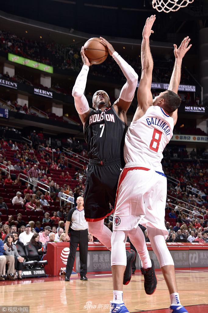 安东尼强行单打