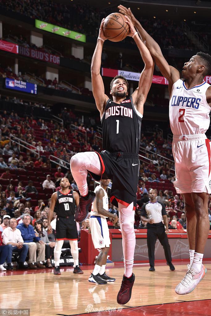 迈卡威骑马射箭