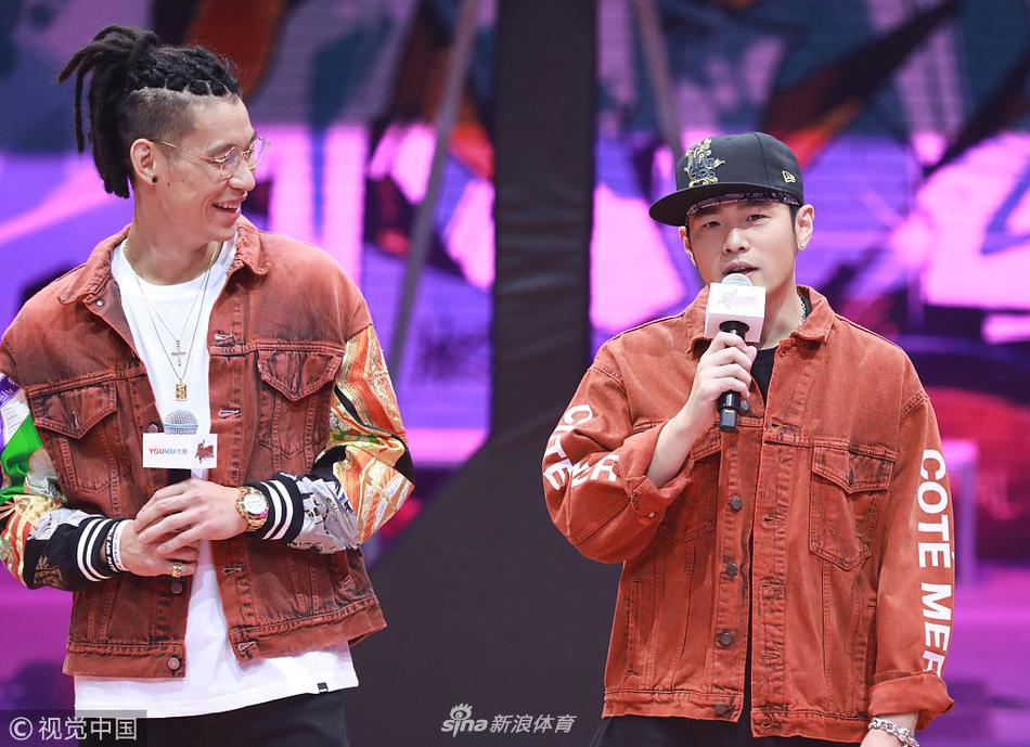 林书豪携手周杰伦李易峰出席综艺节目