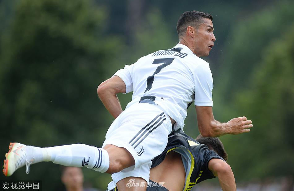 [友谊赛]C罗上演斑马军团首秀