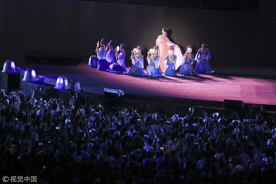 杭州八分钟孙杨马云易烊千玺同台亮相