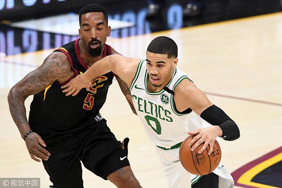 塔图姆持球突破